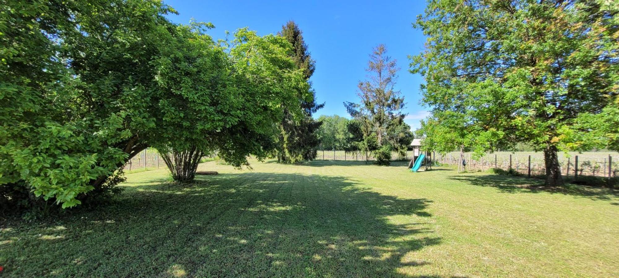 Les Fins Bois Apartment Gondeville Exterior photo